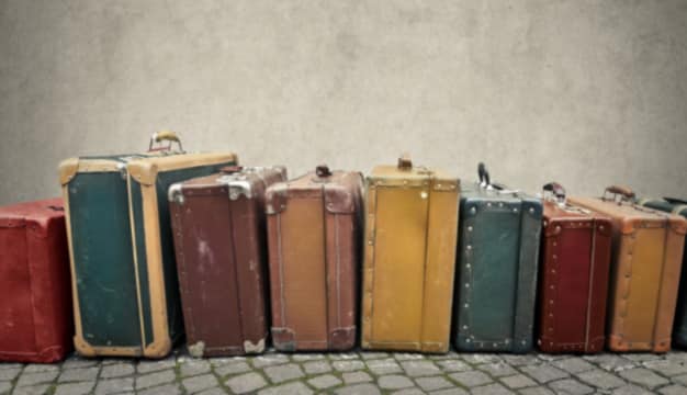 old-vintage-luggages